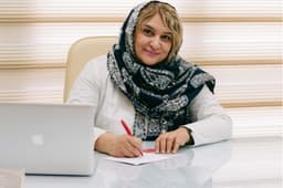 دکتر مریم میکانیک