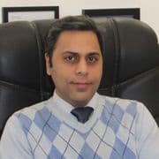 دکتر یاسر نصوری