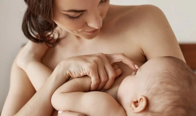 شیردهی در دوران بارداری
